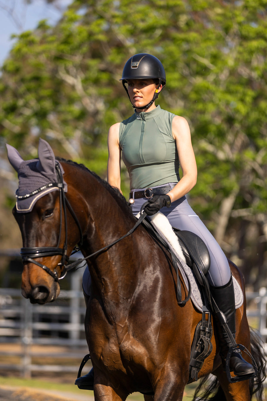 Person Riding Base Sabi Equestrian - Paradigm Design Sleeveless Horse Riding Base Layer ...
